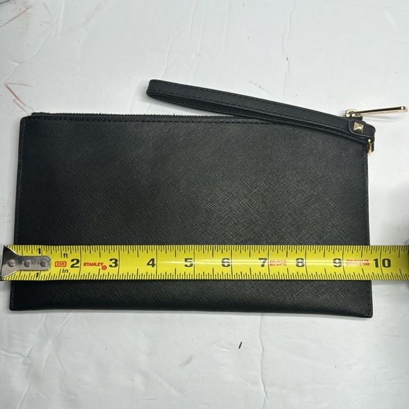 MICHAEL KORS Nail Heads Studded Large Zip Clutch Wristlet  NWT$128 - Picture 6 of 6